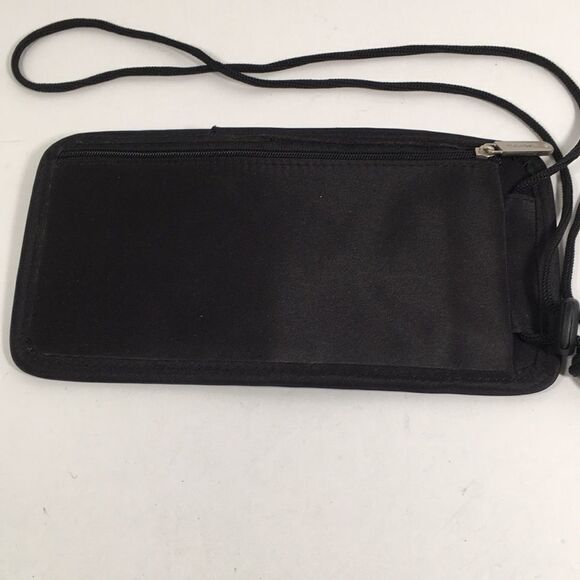 Travelon lanyard pouch- travel document pouch - Picture 4 of 9